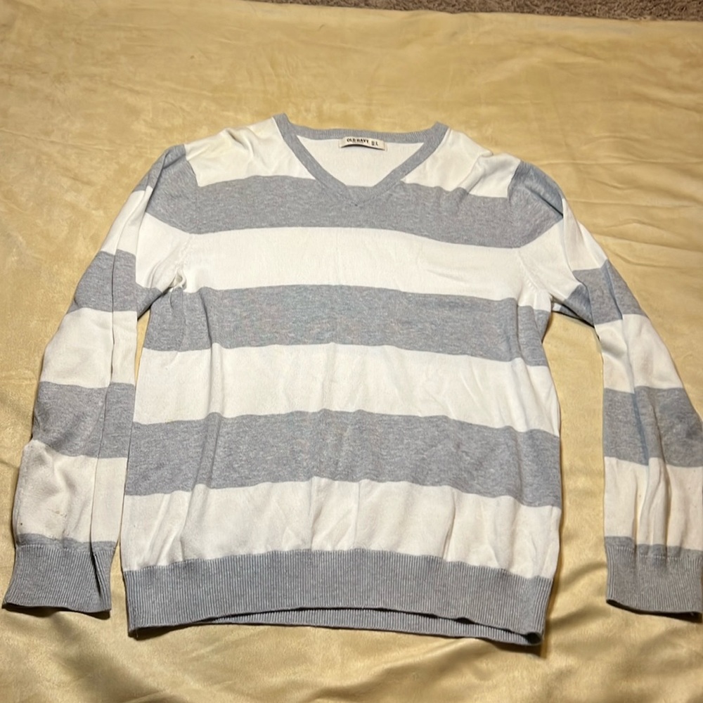 Old Navy sweater